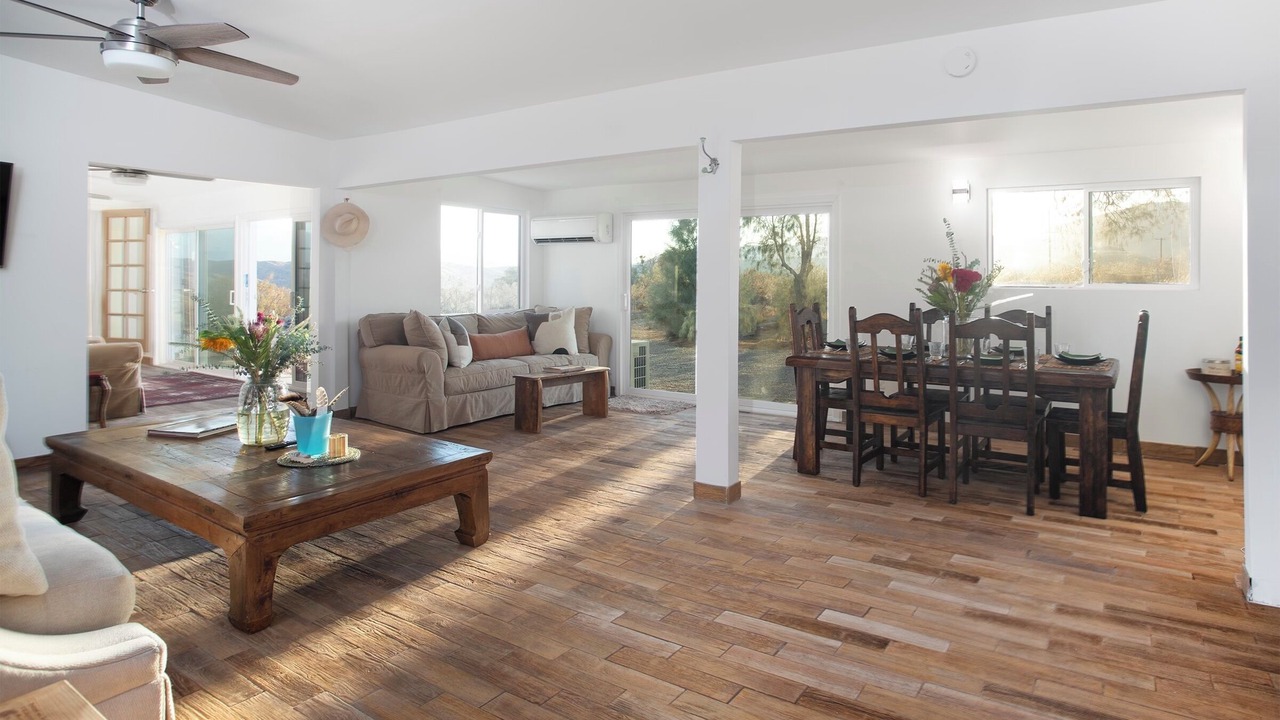 Photo of Livingroom in Morongo Valley