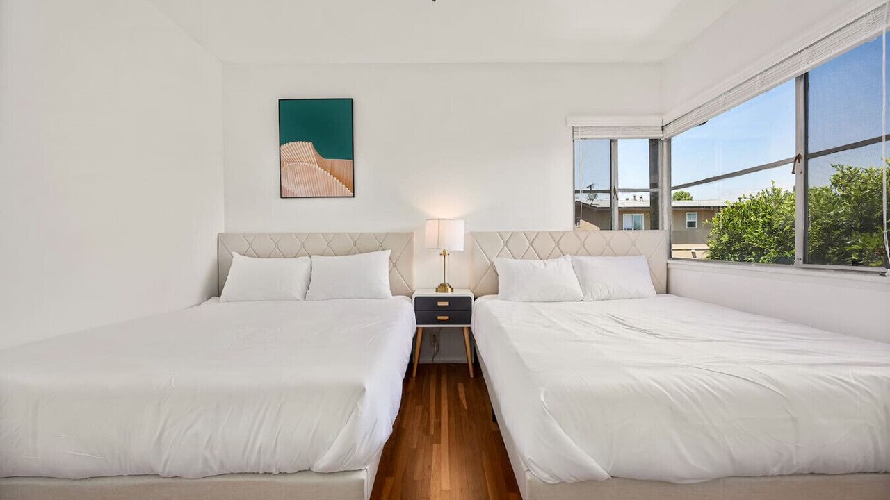 Photo of Bedroom in North Long Beach