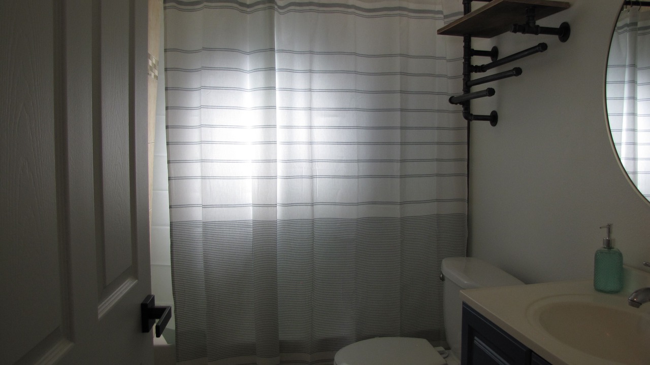 Photo of Bathroom in South Wrigley