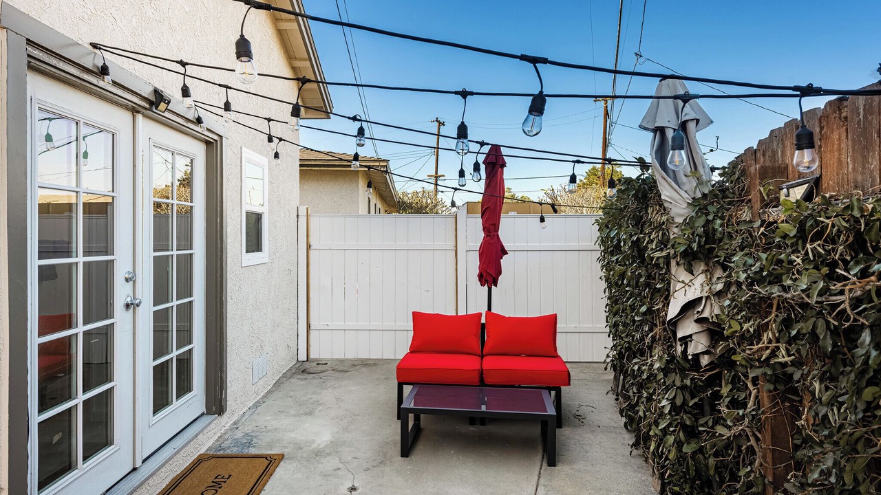 Photo of Patio Balcony in Orange