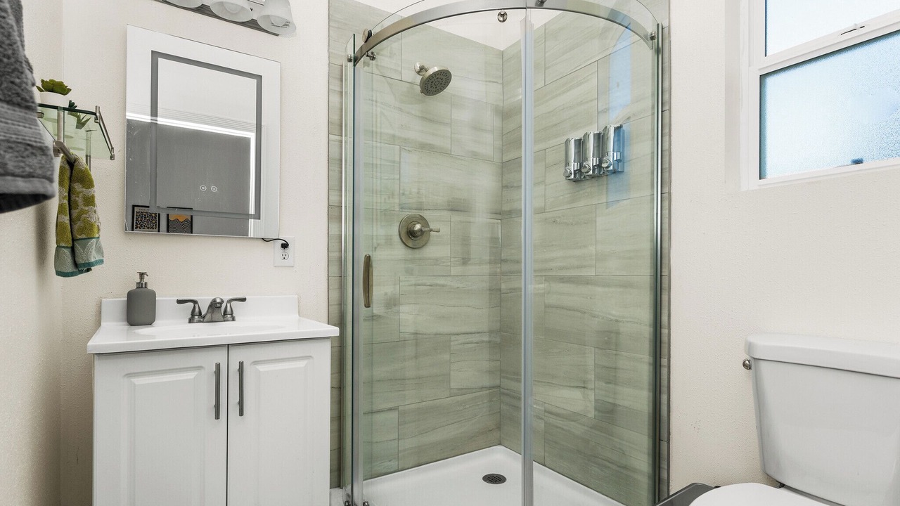 Photo of Bathroom in Orange