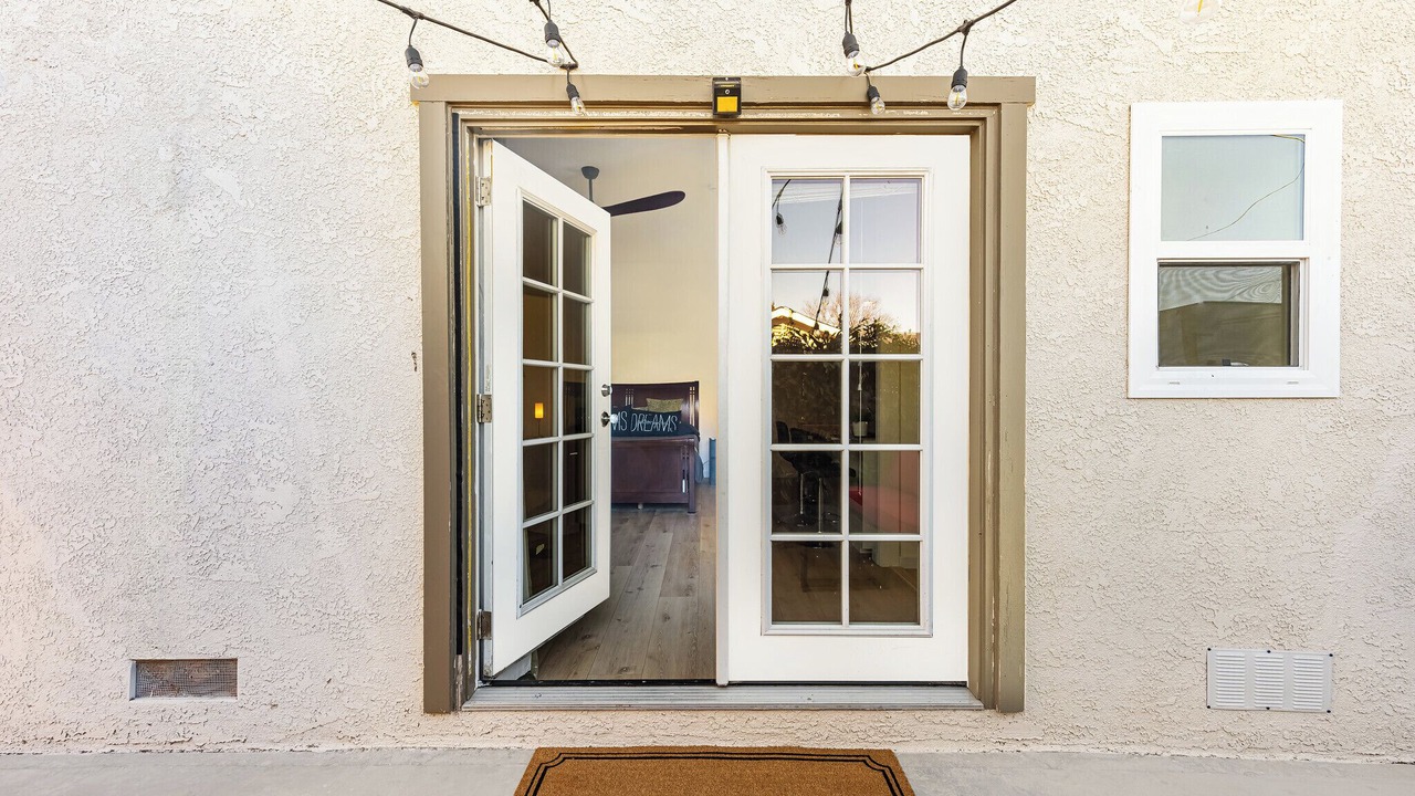 Photo of Outdoor in Orange