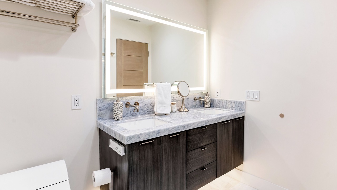 Photo of Bathroom in Marina Pacifica