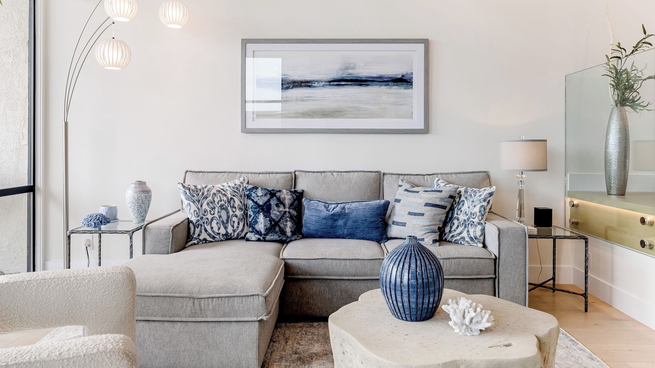 Photo of Livingroom in Marina Pacifica