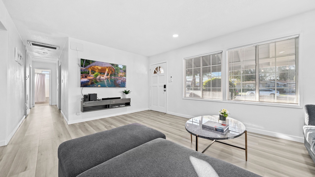 Photo of Livingroom in City of Industry
