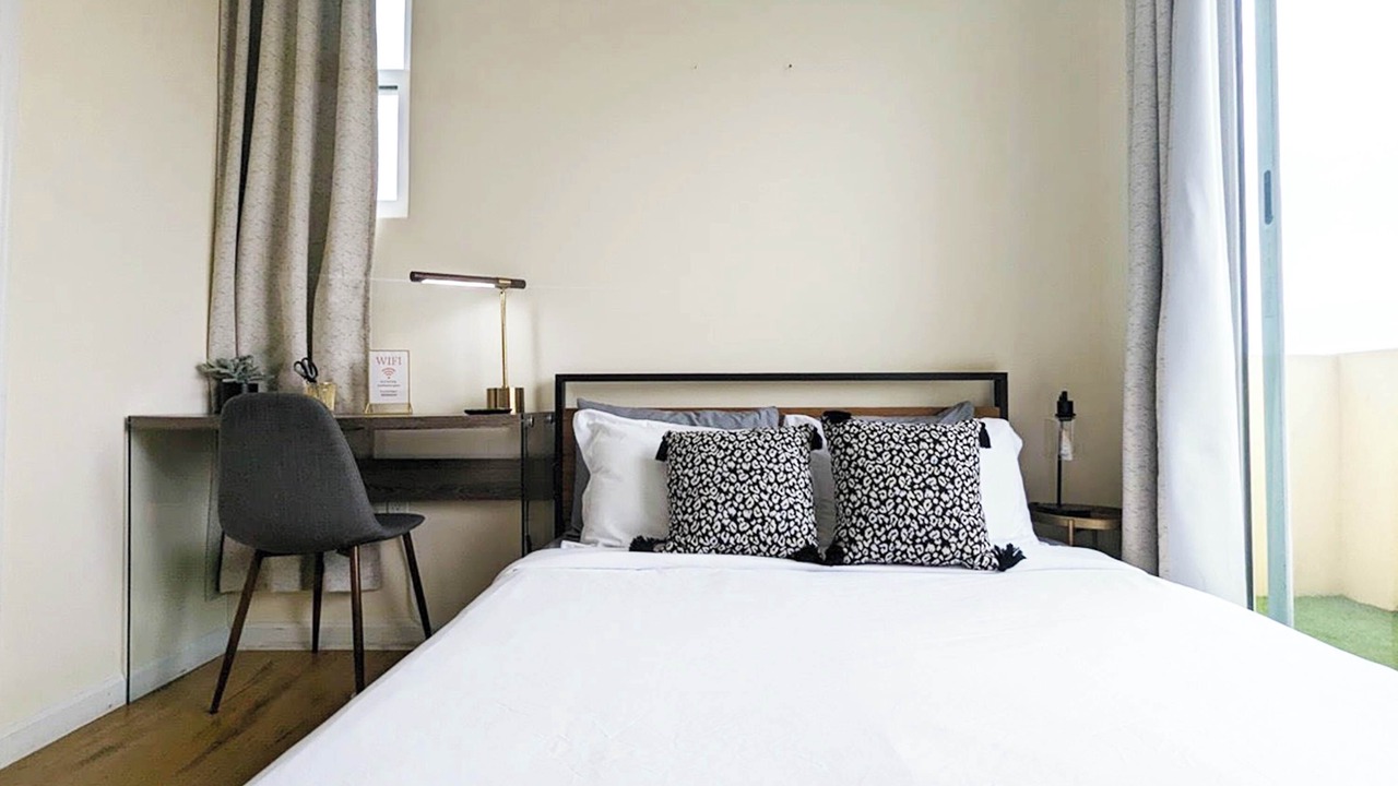 Photo of Bedroom in Hermosa Beach
