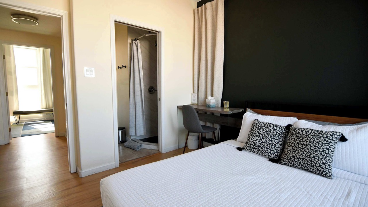 Photo of Bedroom in Hermosa Beach