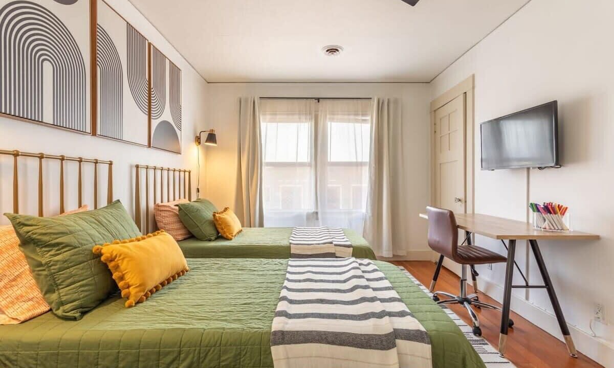 Photo of Bedroom in Hermosa Beach