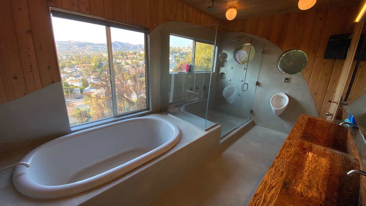 Photo of Bathroom in Los Feliz