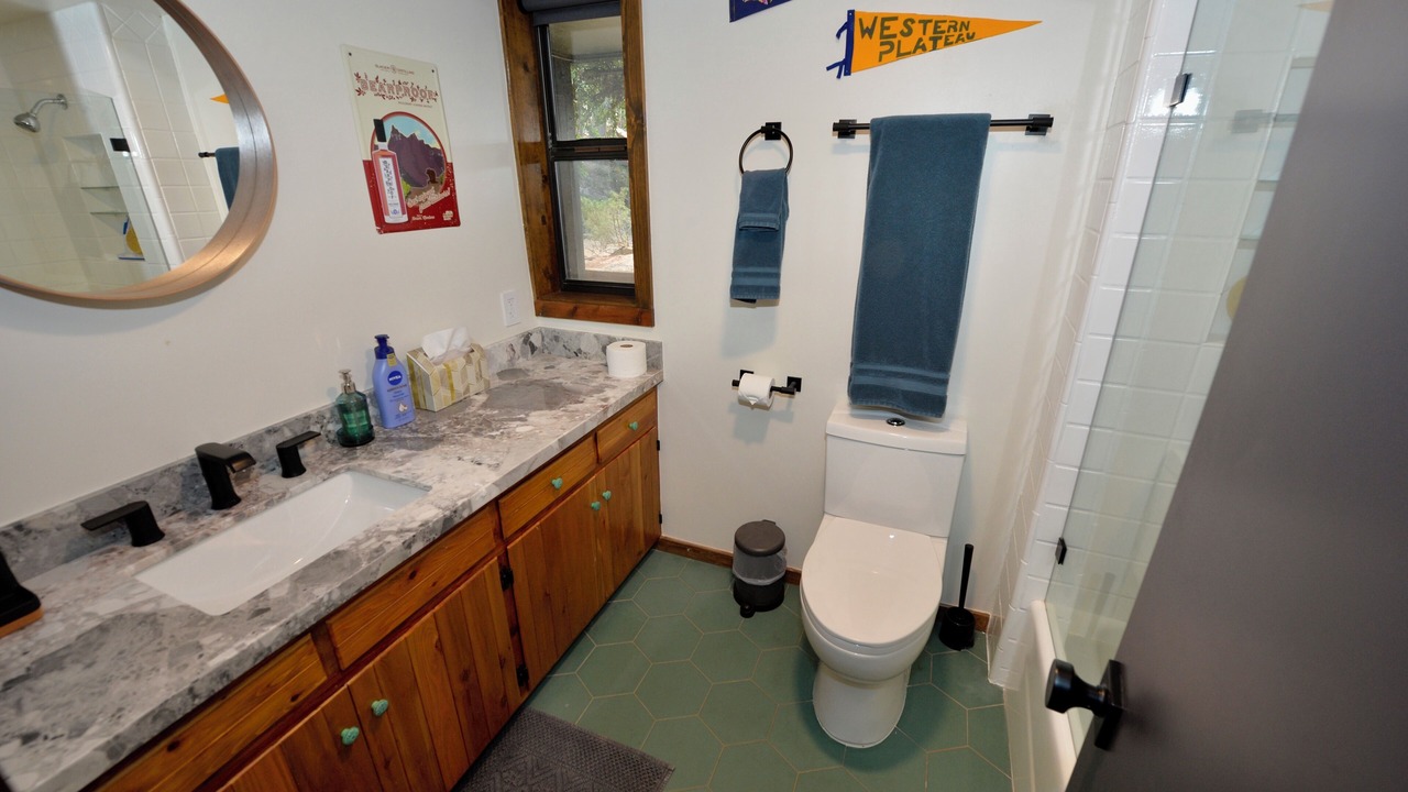 Photo of Bathroom in Idyllwild