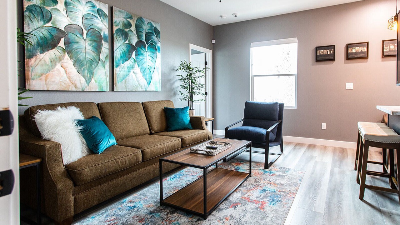 Photo of Livingroom in University Heights