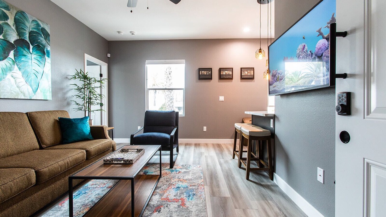 Photo of Livingroom in University Heights