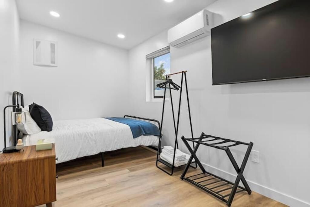 Photo of Bedroom in Los Angeles