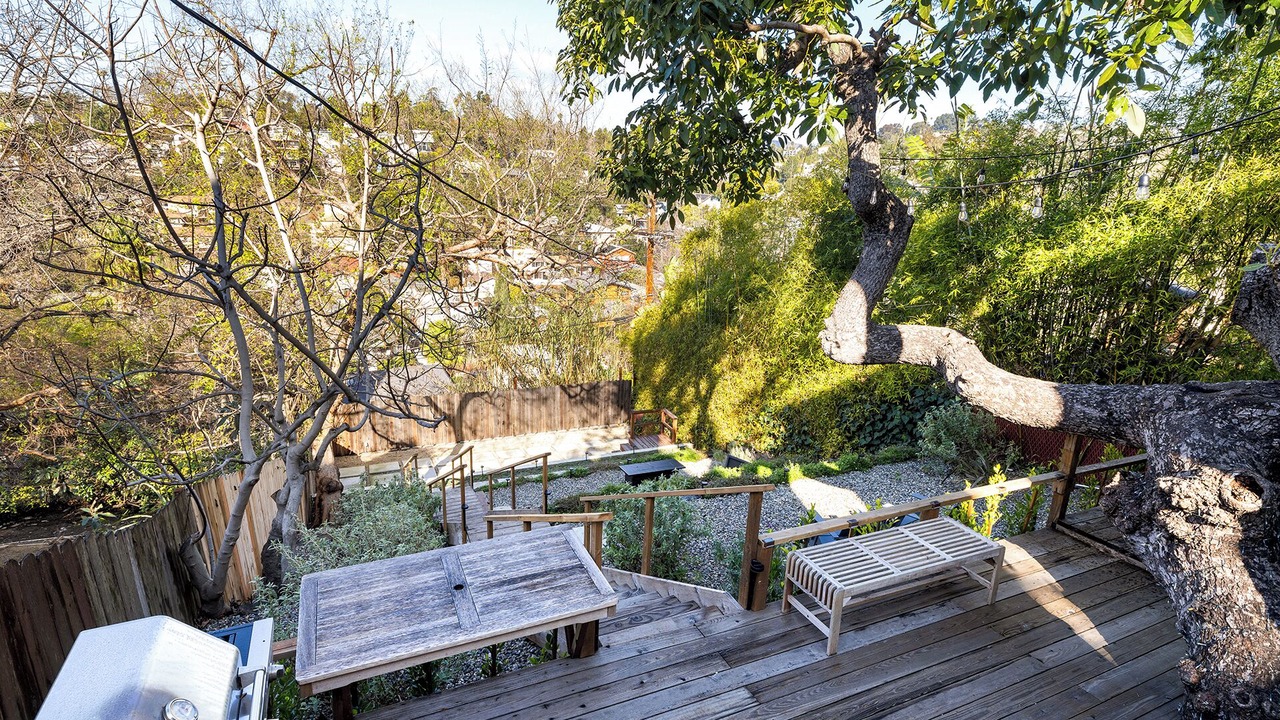 Photo of Outdoor in Silver Lake
