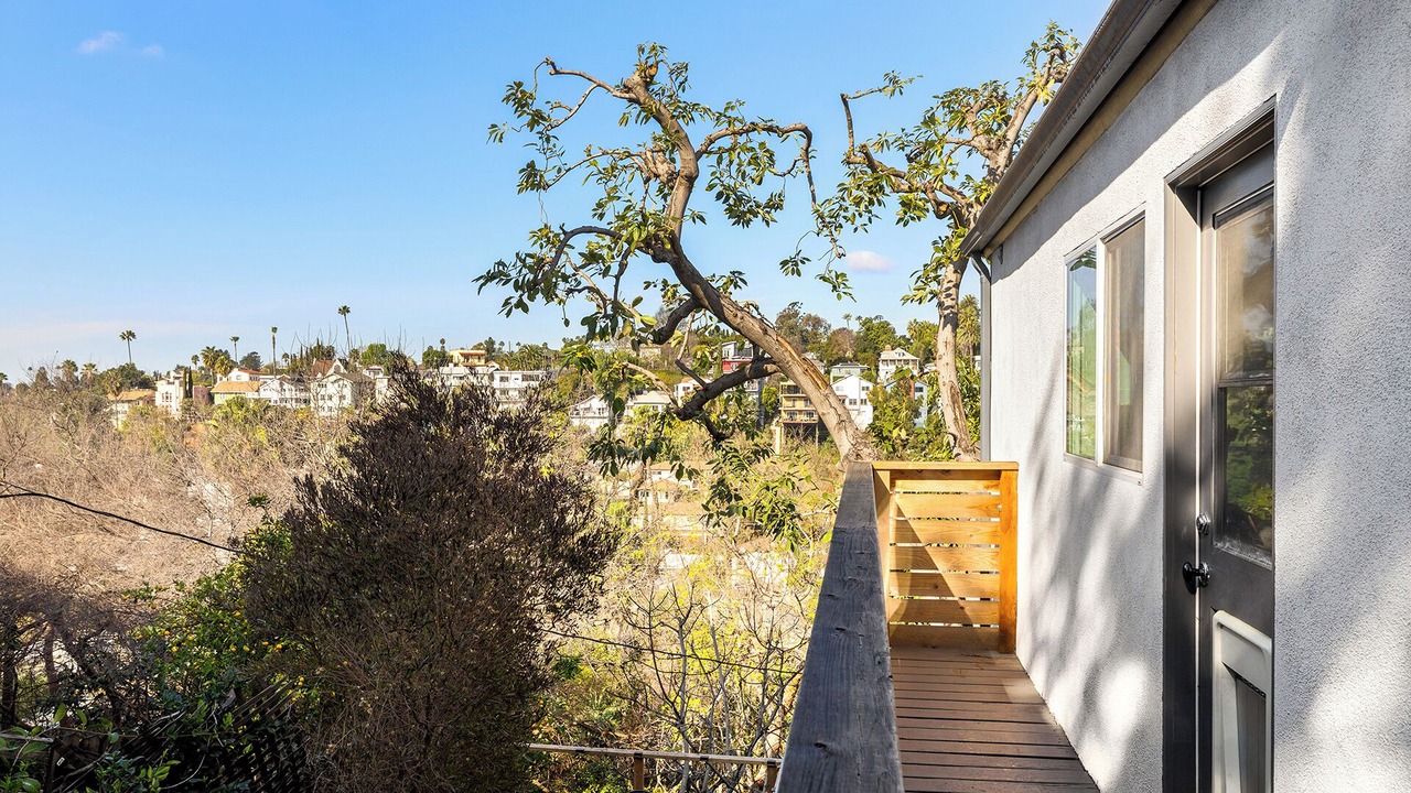 Photo of Outdoor in Silver Lake