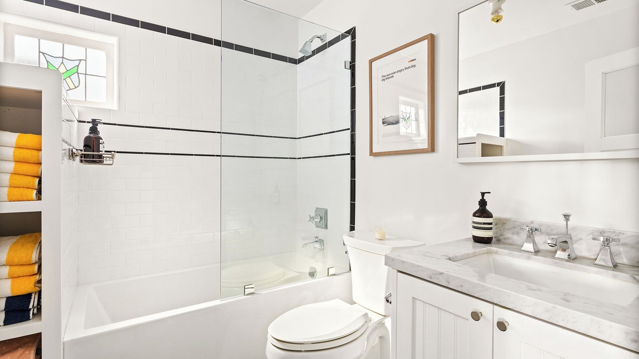 Photo of Bathroom in Silver Lake