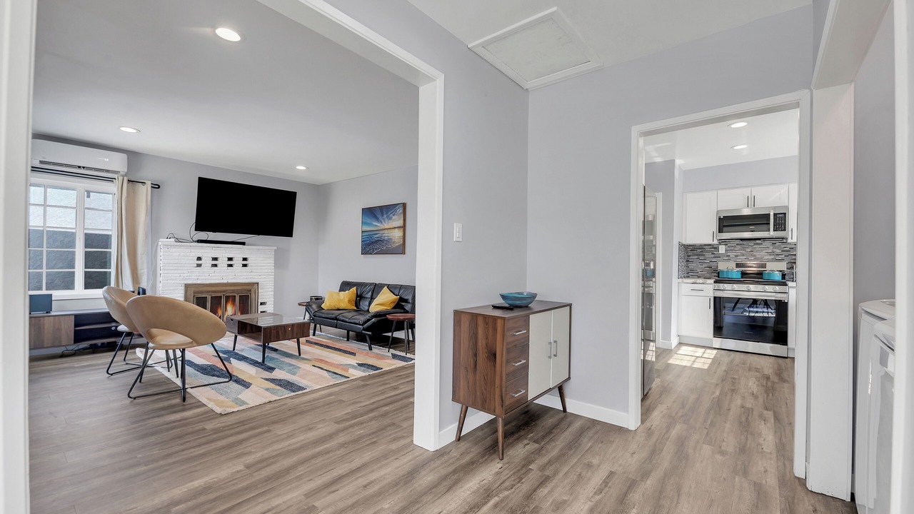 Photo of Livingroom in Inglewood