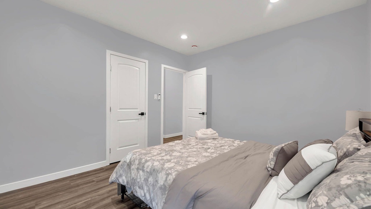 Photo of Bedroom in Inglewood