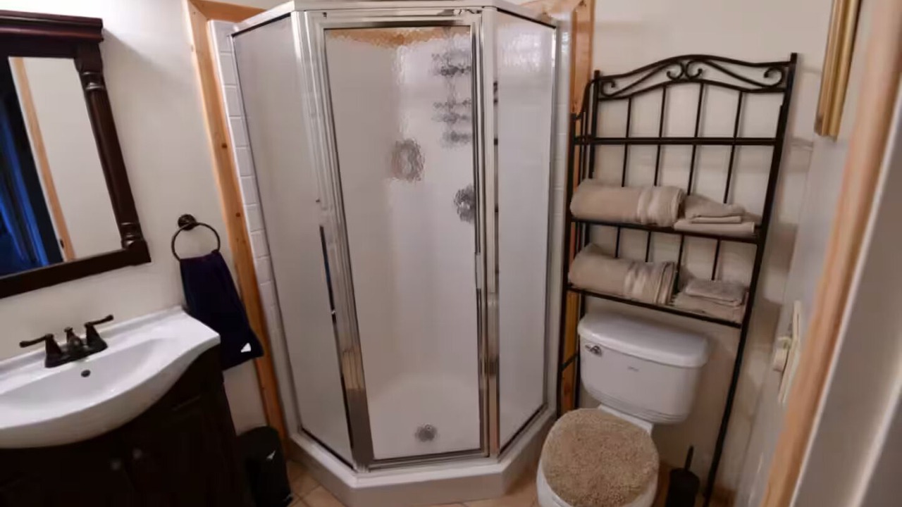 Photo of Bathroom in Weldon