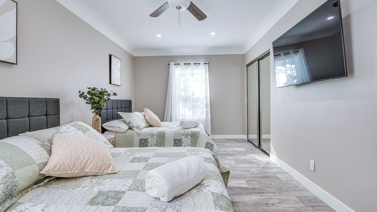 Photo of Bedroom in East Los Angeles