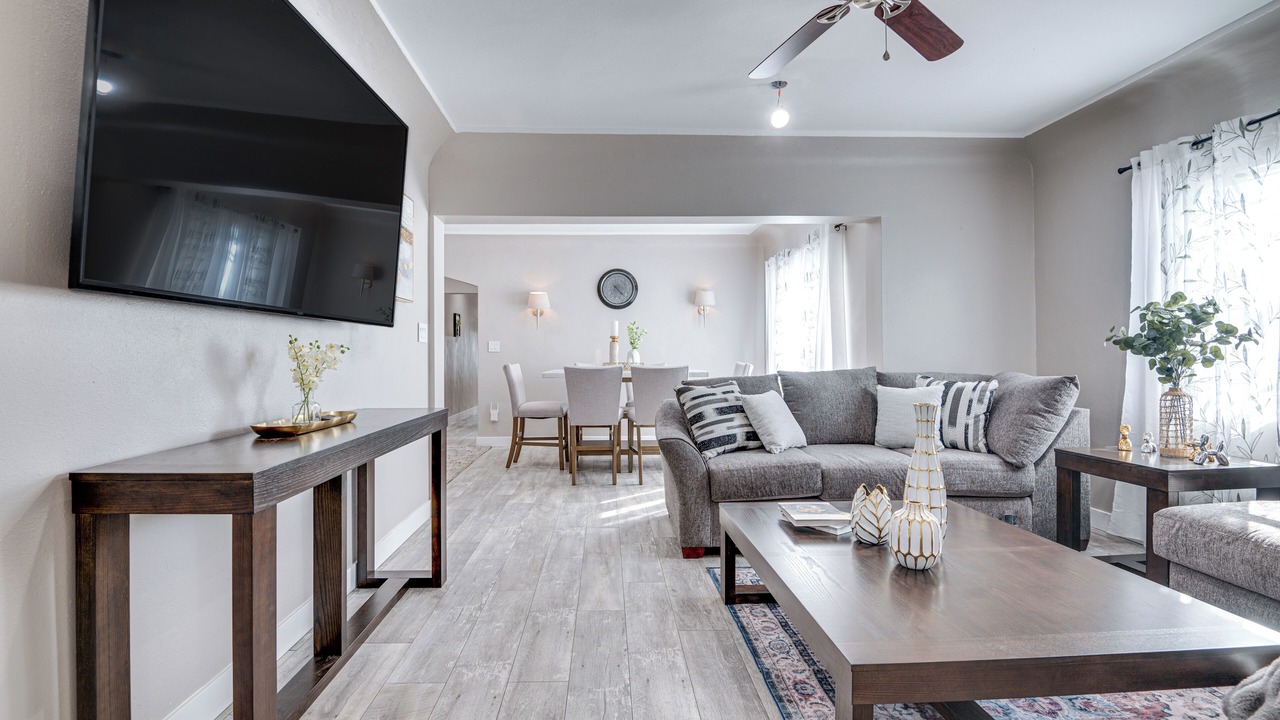 Photo of Bedroom in East Los Angeles