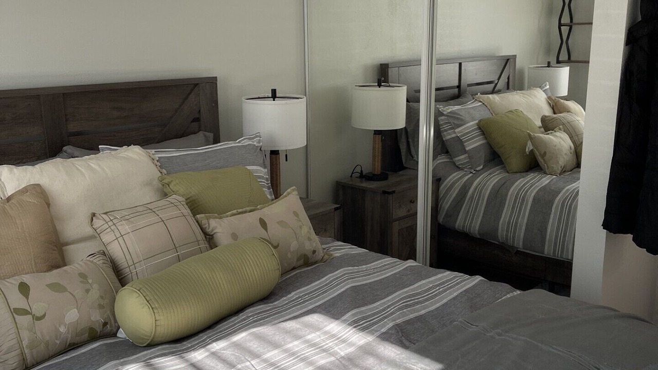 Photo of Bedroom in Del Monte Forest