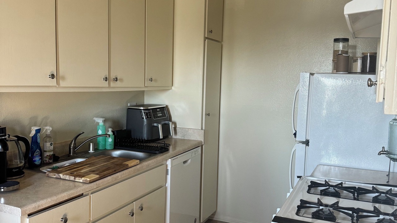 Photo of Kitchen in Sawtelle