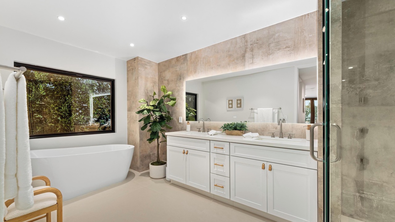 Photo of Bathroom in Beverly Grove