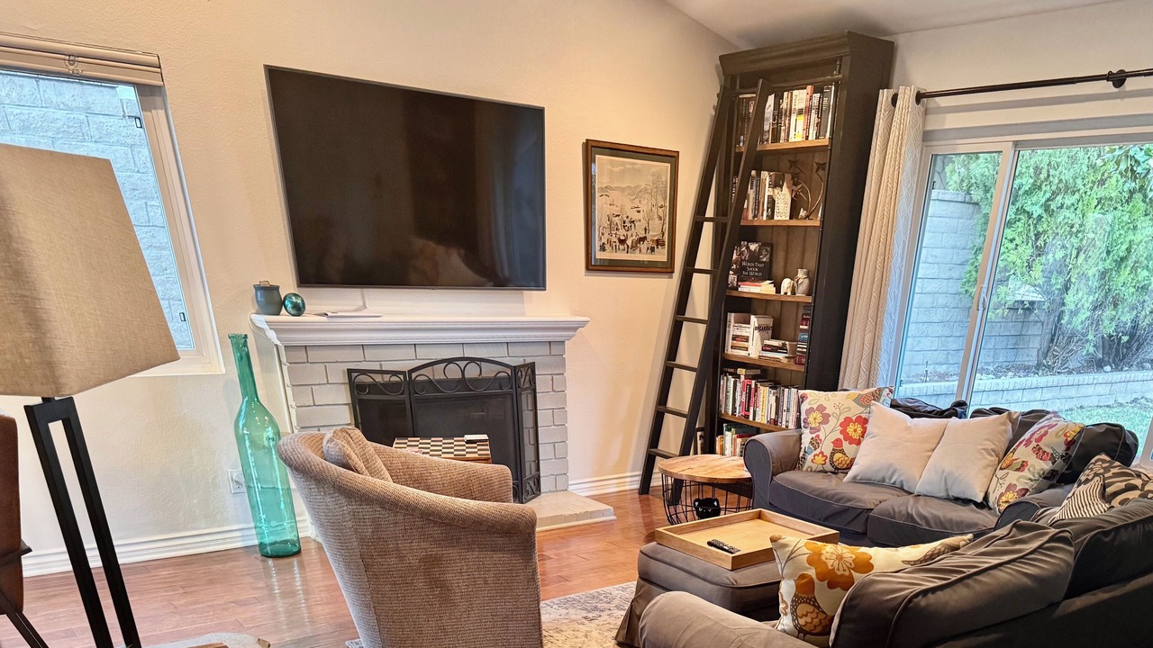 Photo of Livingroom in Canyon Country