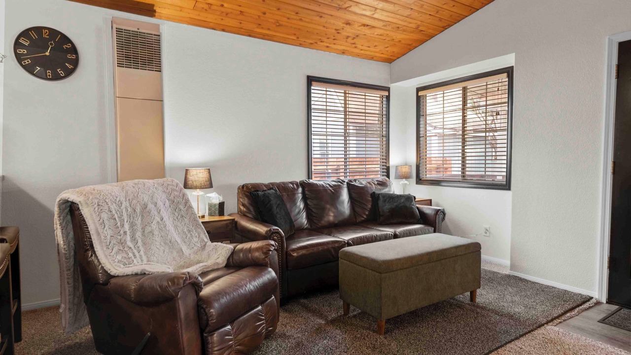 Photo of Livingroom in Peter Pan