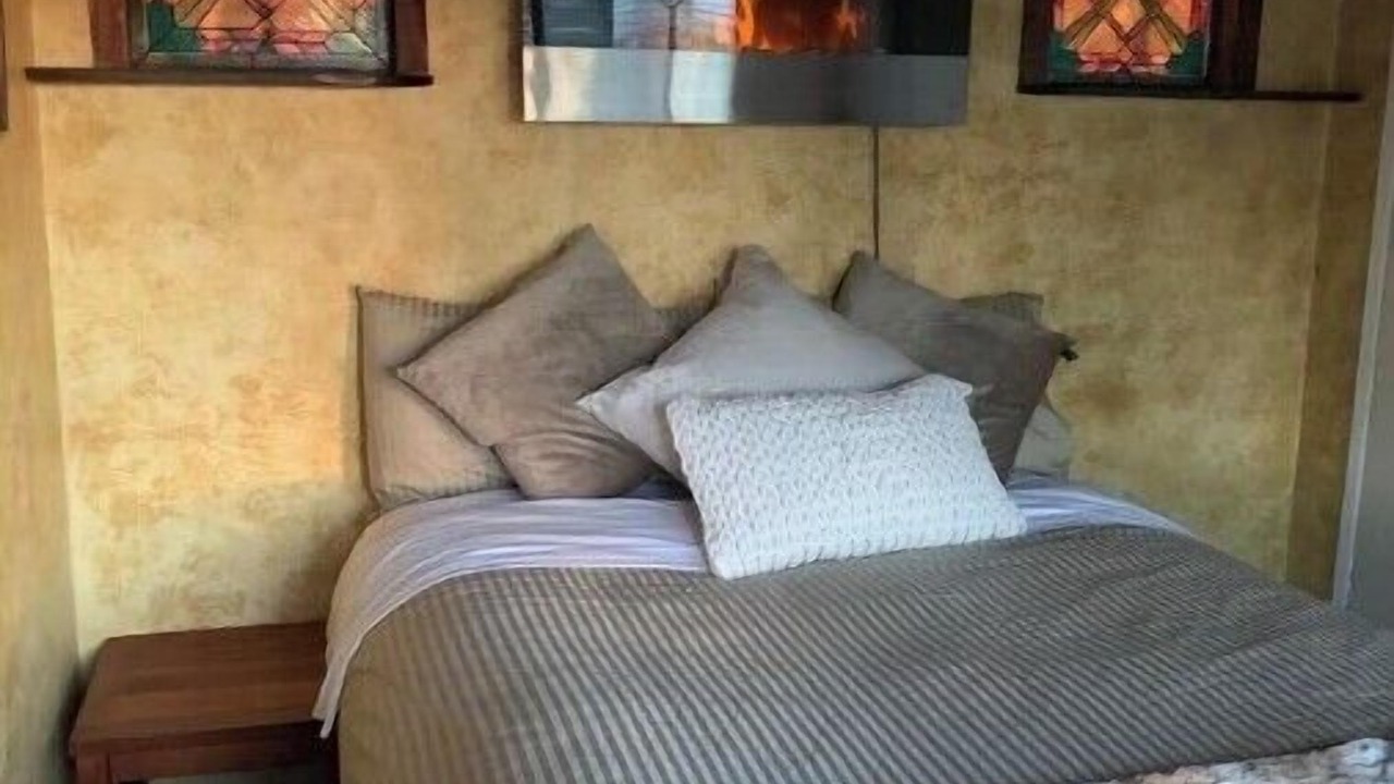 Photo of Bedroom in Costa Mesa