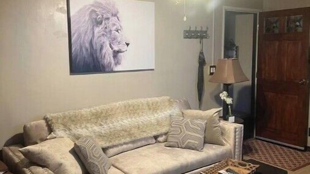 Photo of Livingroom in Costa Mesa