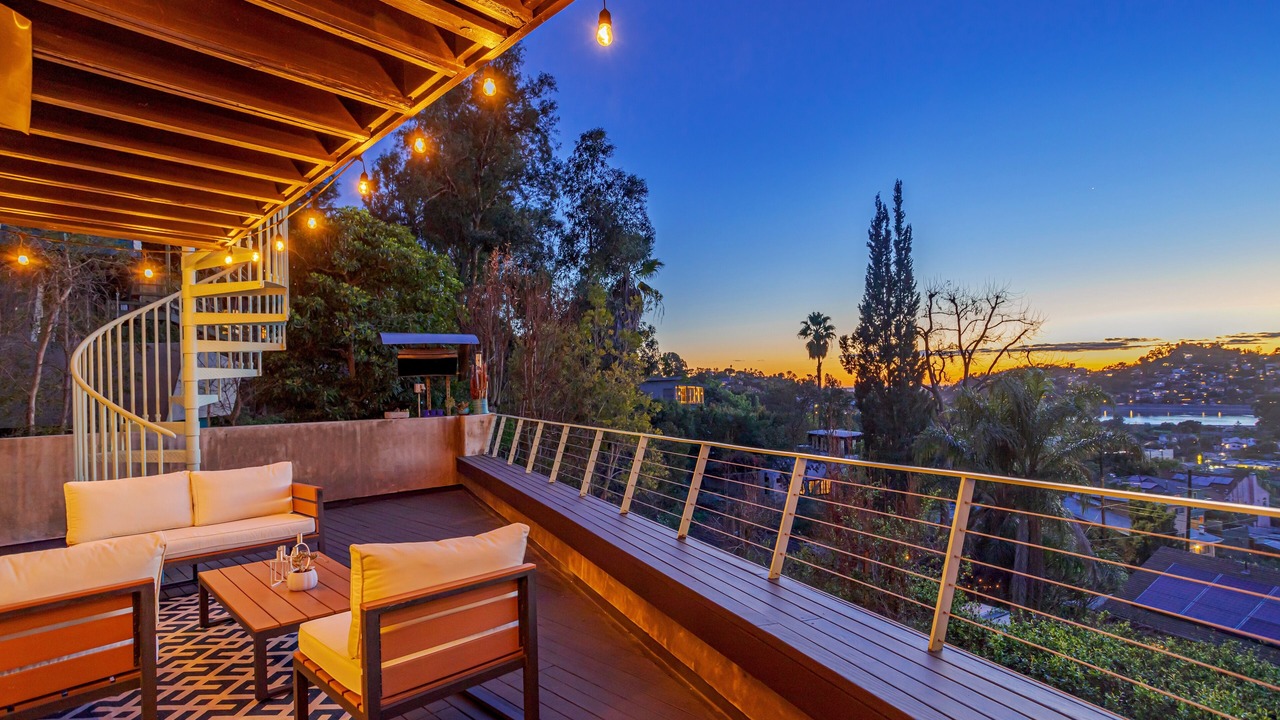 Photo of Patio Balcony in Silver Lake