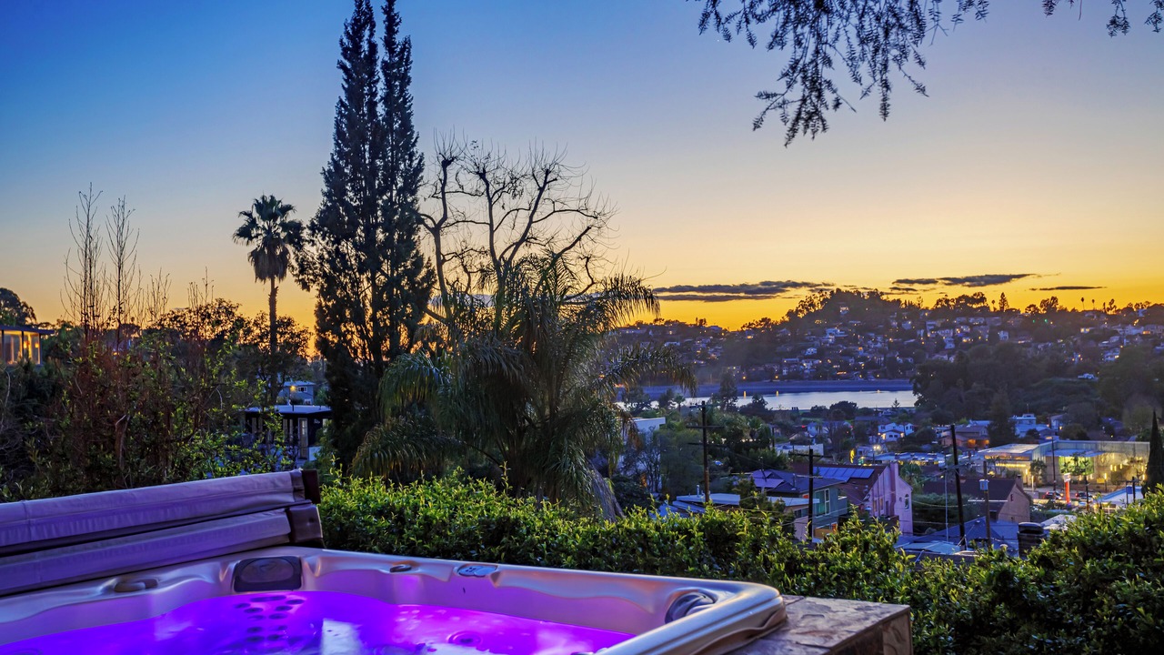 Photo of Outdoor in Silver Lake