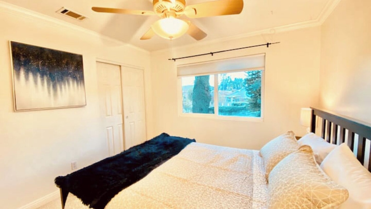 Photo of Bedroom in Estates at Canyon Crest