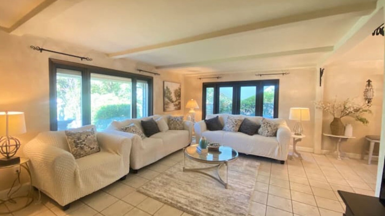 Photo of Livingroom in Estates at Canyon Crest