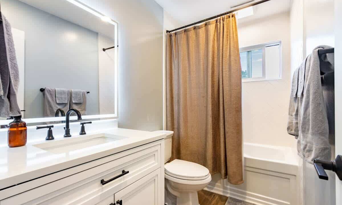 Photo of Bathroom in Placentia