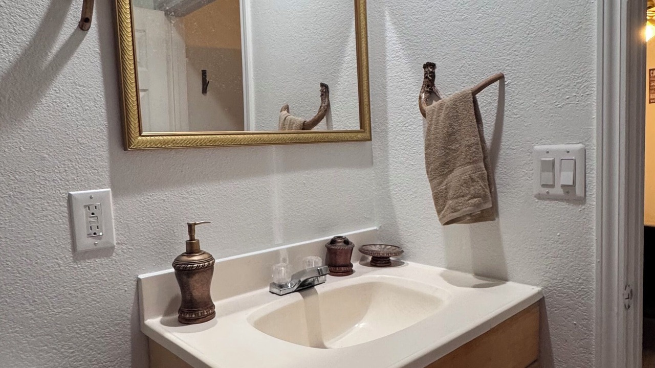 Photo of Bathroom in Guatay