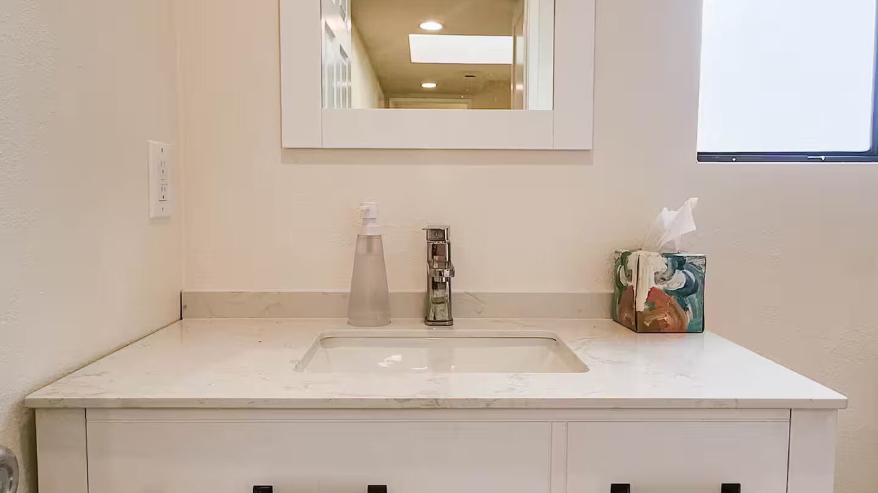 Photo of Bathroom in Gardena