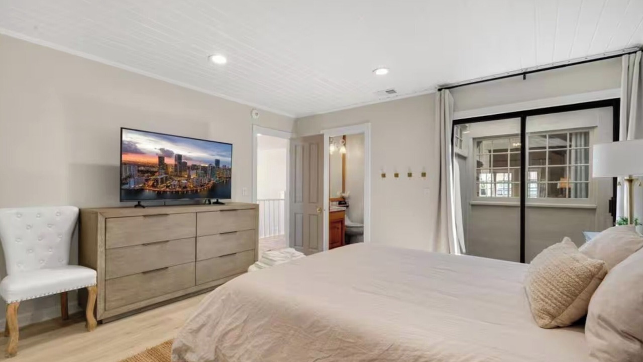 Photo of Bedroom in Channel Islands