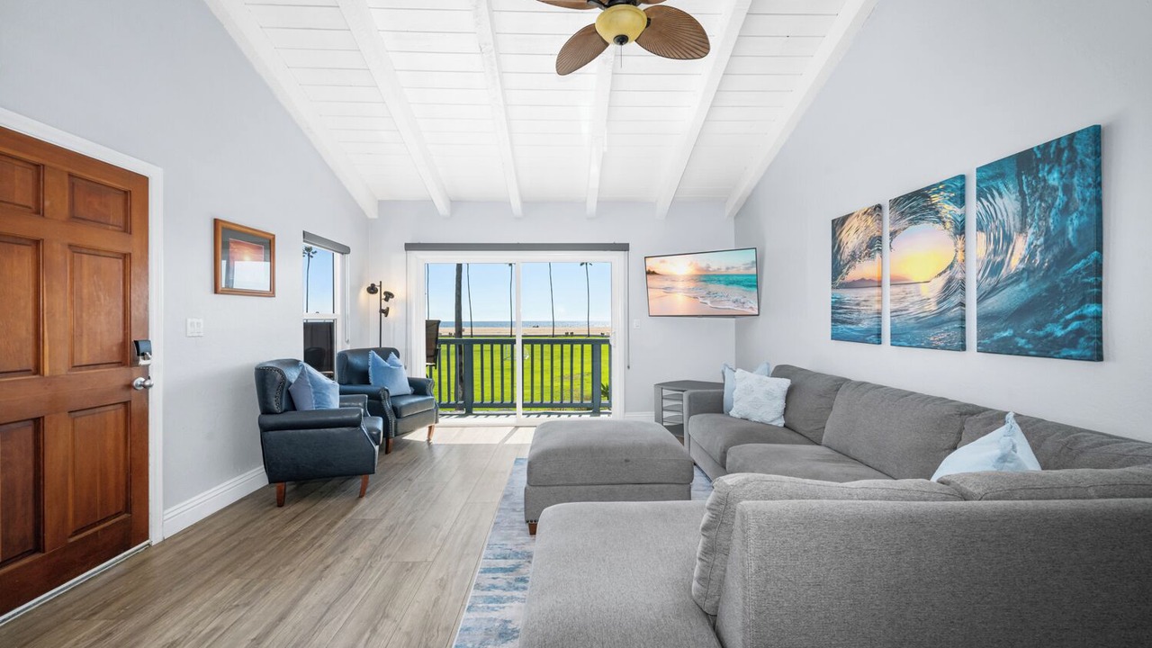 Photo of Livingroom in Newport Beach