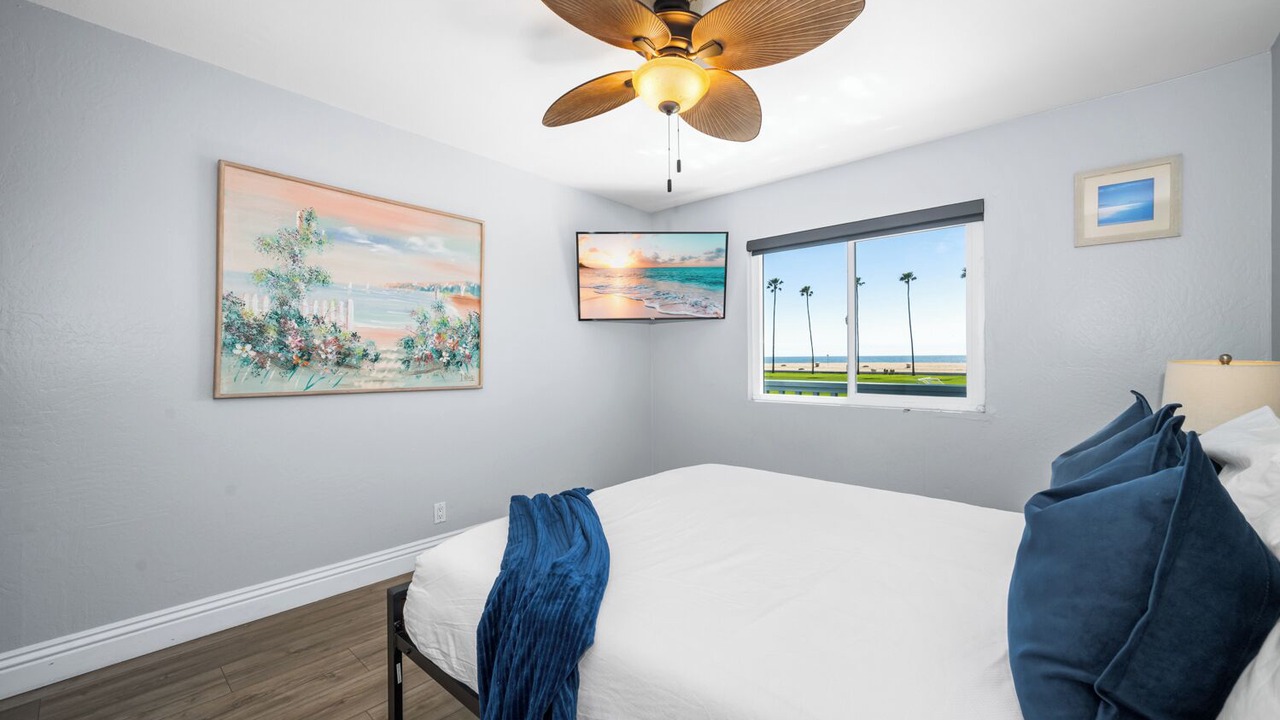 Photo of Bedroom in Newport Beach