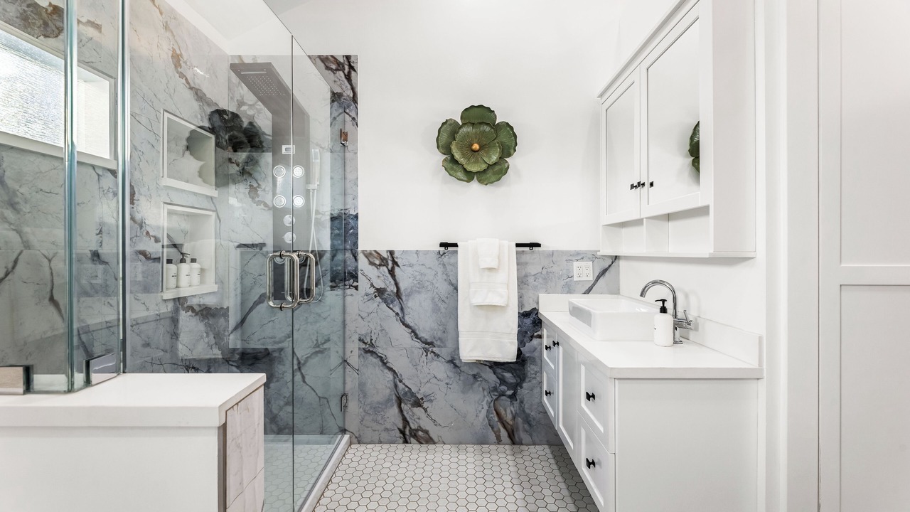 Photo of Bathroom in Hollywood