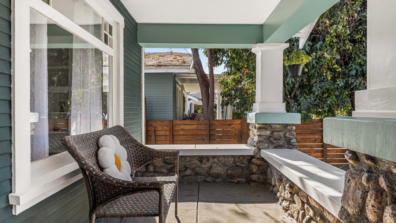 Photo of Patio Balcony in Hollywood