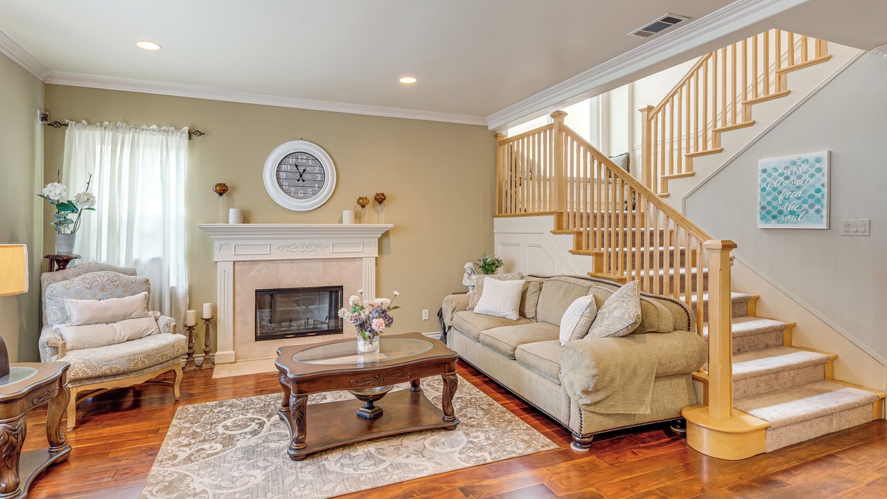 Photo of Livingroom in East San Gabriel