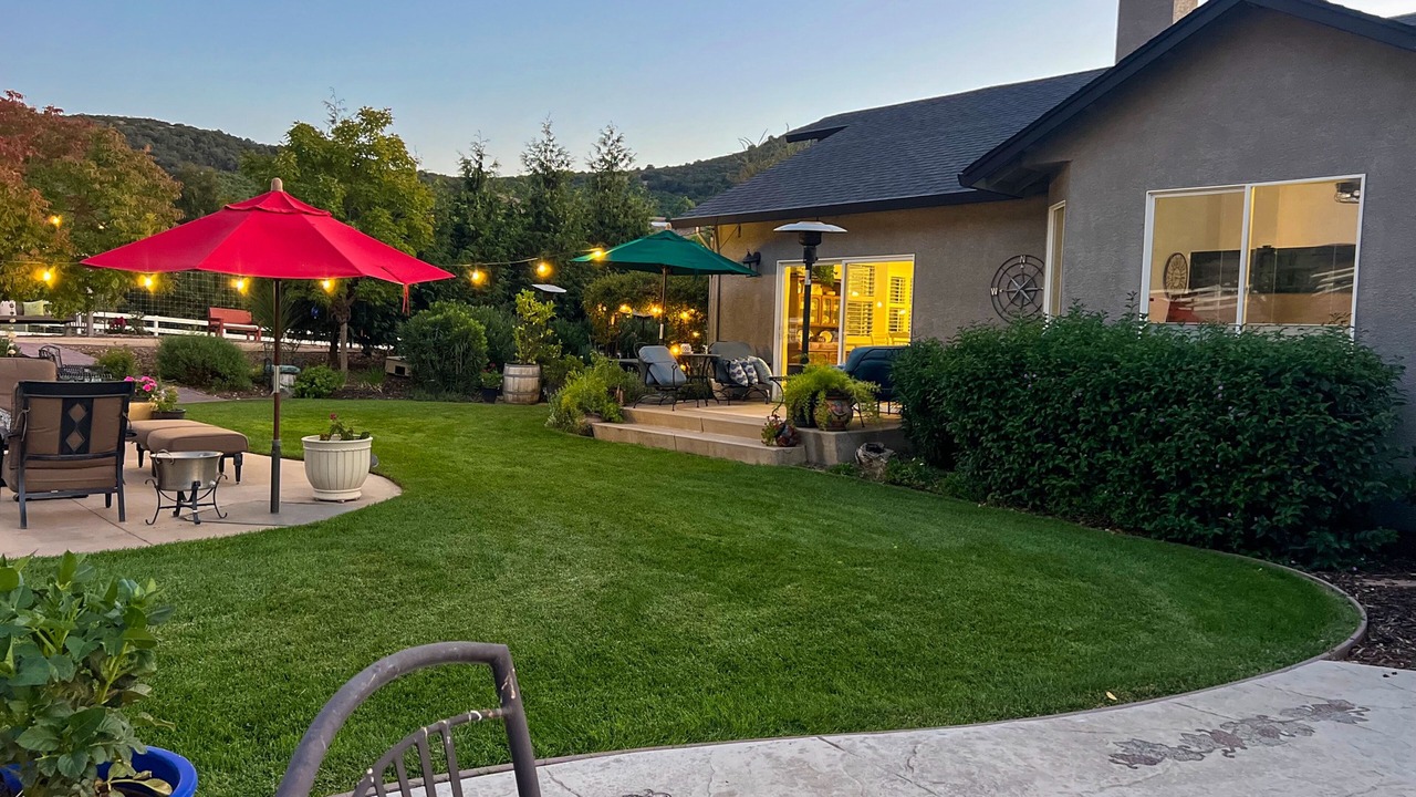 Photo of Patio Balcony in King City