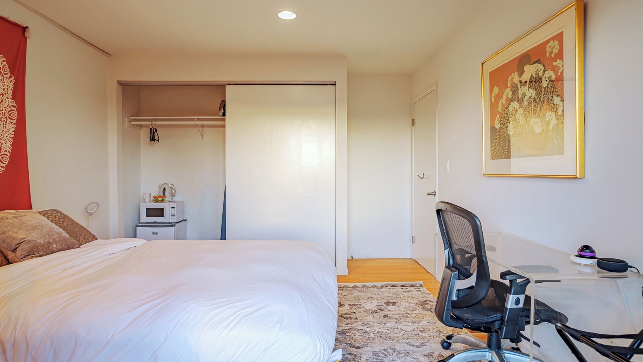 Photo of Bedroom in Silver Lake