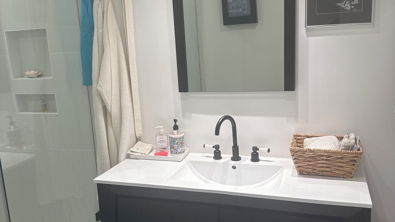 Photo of Bathroom in Lake Balboa