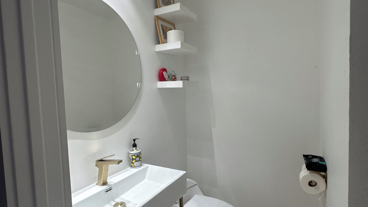 Photo of Bathroom in Lake Balboa