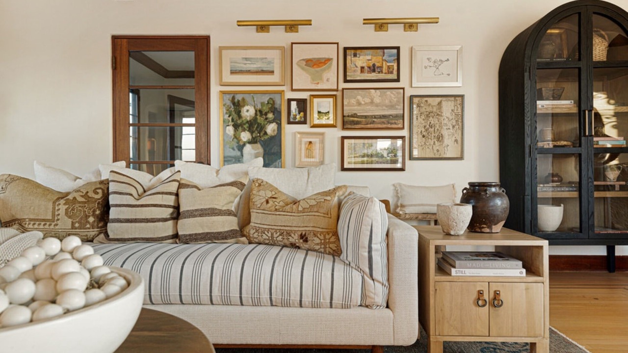 Photo of Livingroom in Mission Valley West